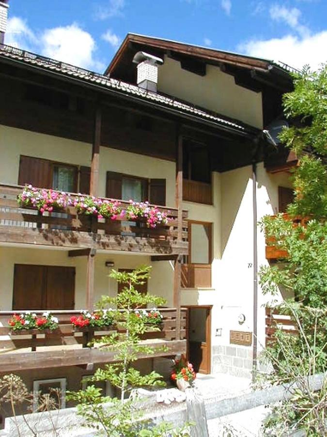 Edo Apartman Campitello di Fassa Kültér fotó